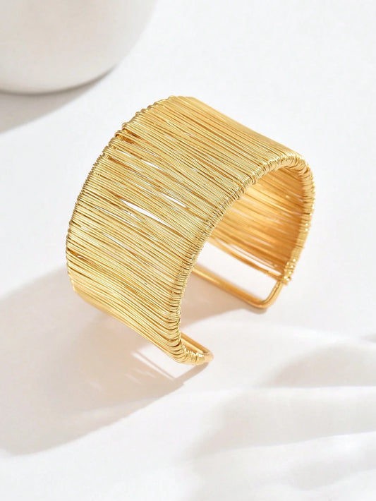 1pc Women's Fashion Multi-Layer Wrapped Pure Metal Decor Bangle Bracelet