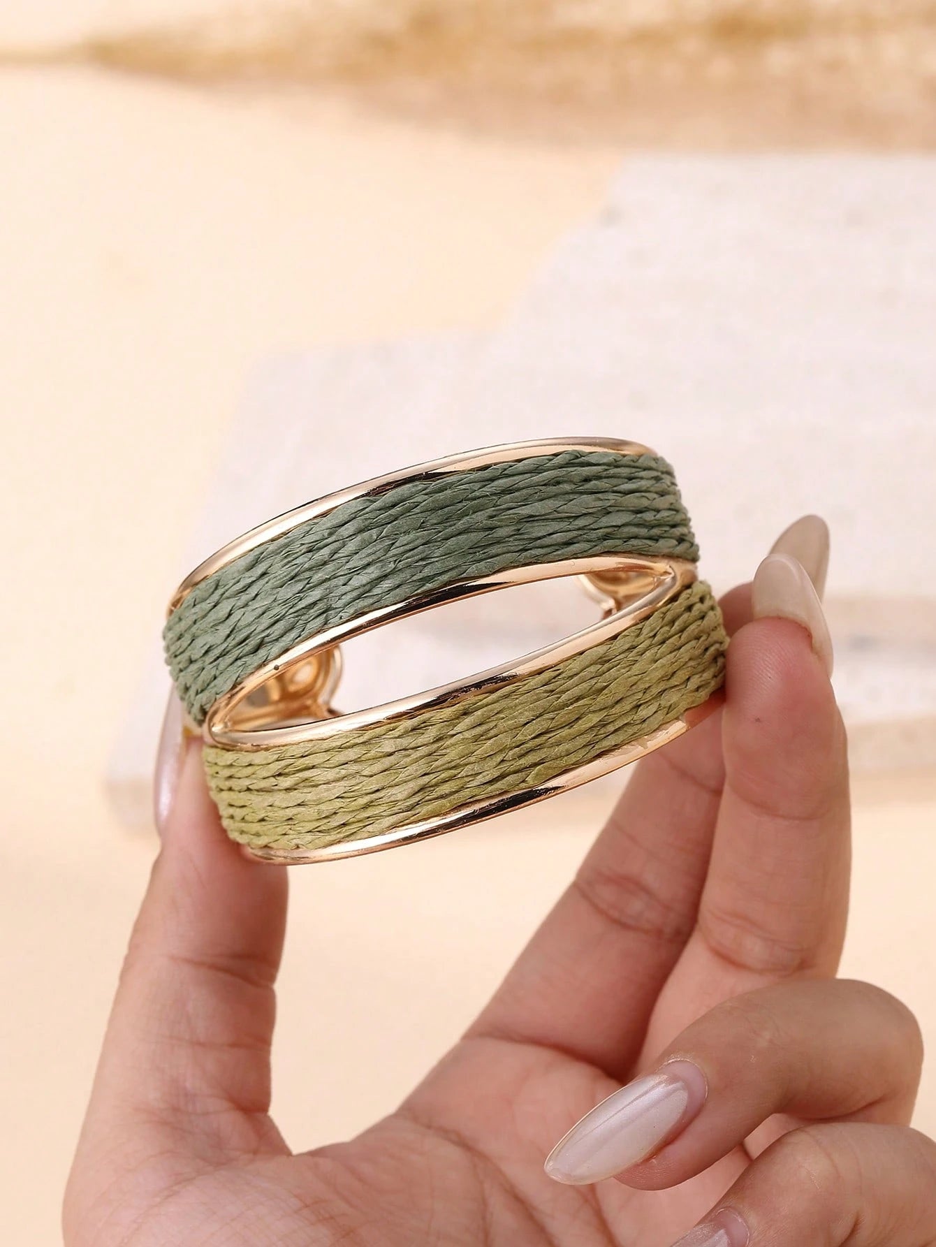 1pc Handmade Bohemian Style Dual-Tone Open Bangle Bracelet, Exquisite And Textured, Suitable For Travel, Vacation, Party, Afternoon Tea, Music Festival And Daily Wear