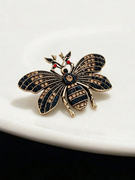 1pc Stylish & Elegant Colorful Sparkling Rhinestone Bee Brooch, Versatile For Party, Gathering And Casual Wear Backpack For School Office Accessories Shirts Jacket Jewelry Halloween Clothes Pin Funny Cute Teacher Gifts00 Costume Accessories Bag Charms Christmas