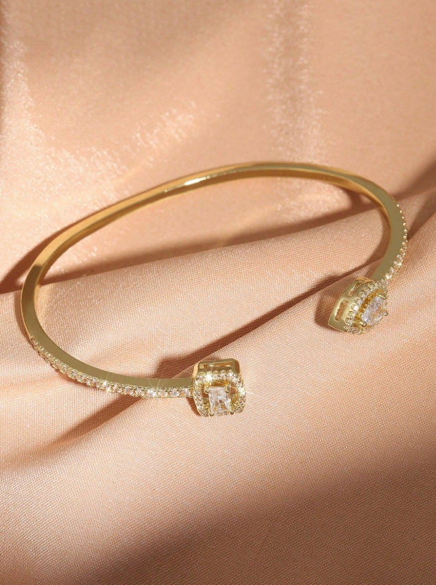 SHEIN 1 Pc Elegant Cubic Zirconia Hollow Teardrop Cuff Bracelet For Women