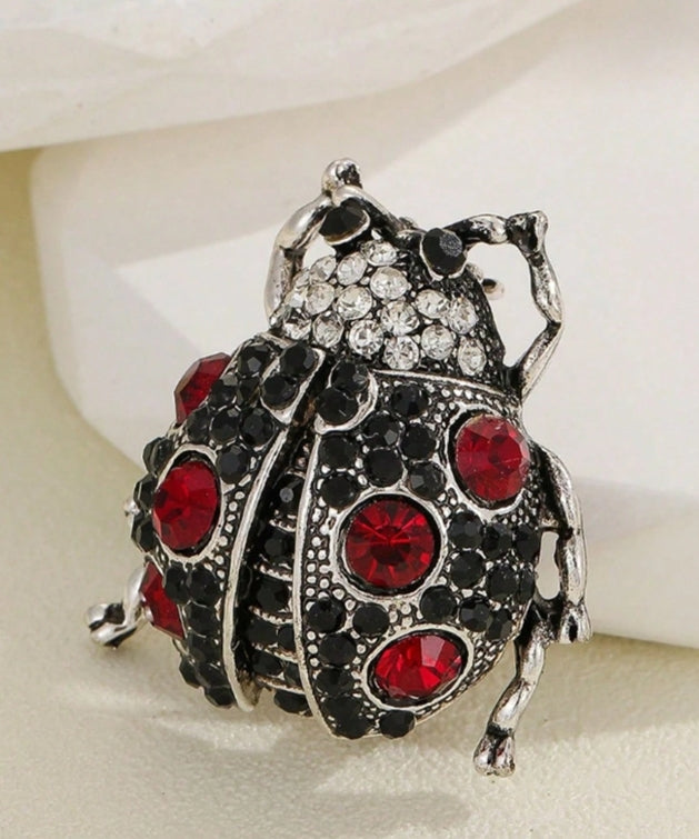 1pc Luxury Alloy Rhinestone Studded Seven-Star Ladybug Brooch, Decorative Pin For Women Suit, Coat, Scarf
