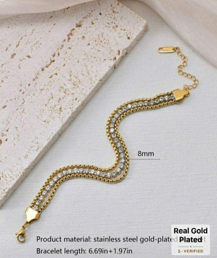 ASHEIN Stainless Steel Jewelry Set With Diamonds And Gold-Plated Bracelet