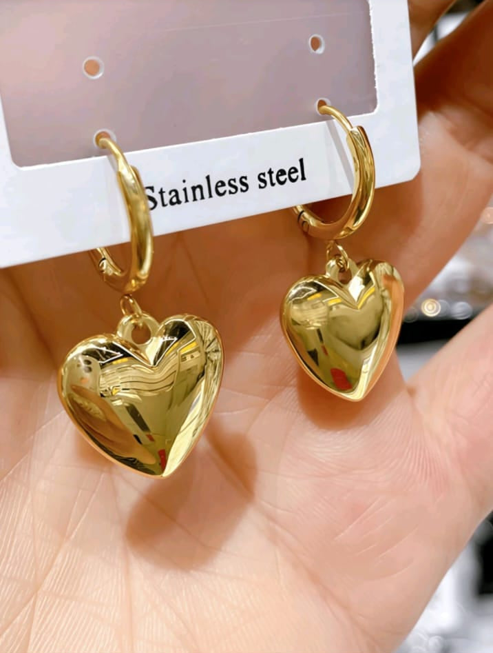 shein 2pcs 18K Gold Plated Stainless Steel Thick Heart Shaped Earrings & Pendant Set