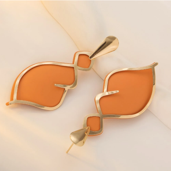 Matte Orange & Gold Twist Drop Earrings – Abstract Geometric Teardrop Statement Earrings