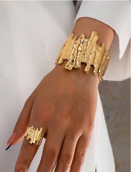 2pcs Boho Chic Jewelry Set For Women, Wrinkled Bark Texture Geometric Asymmetrical Open Bangle