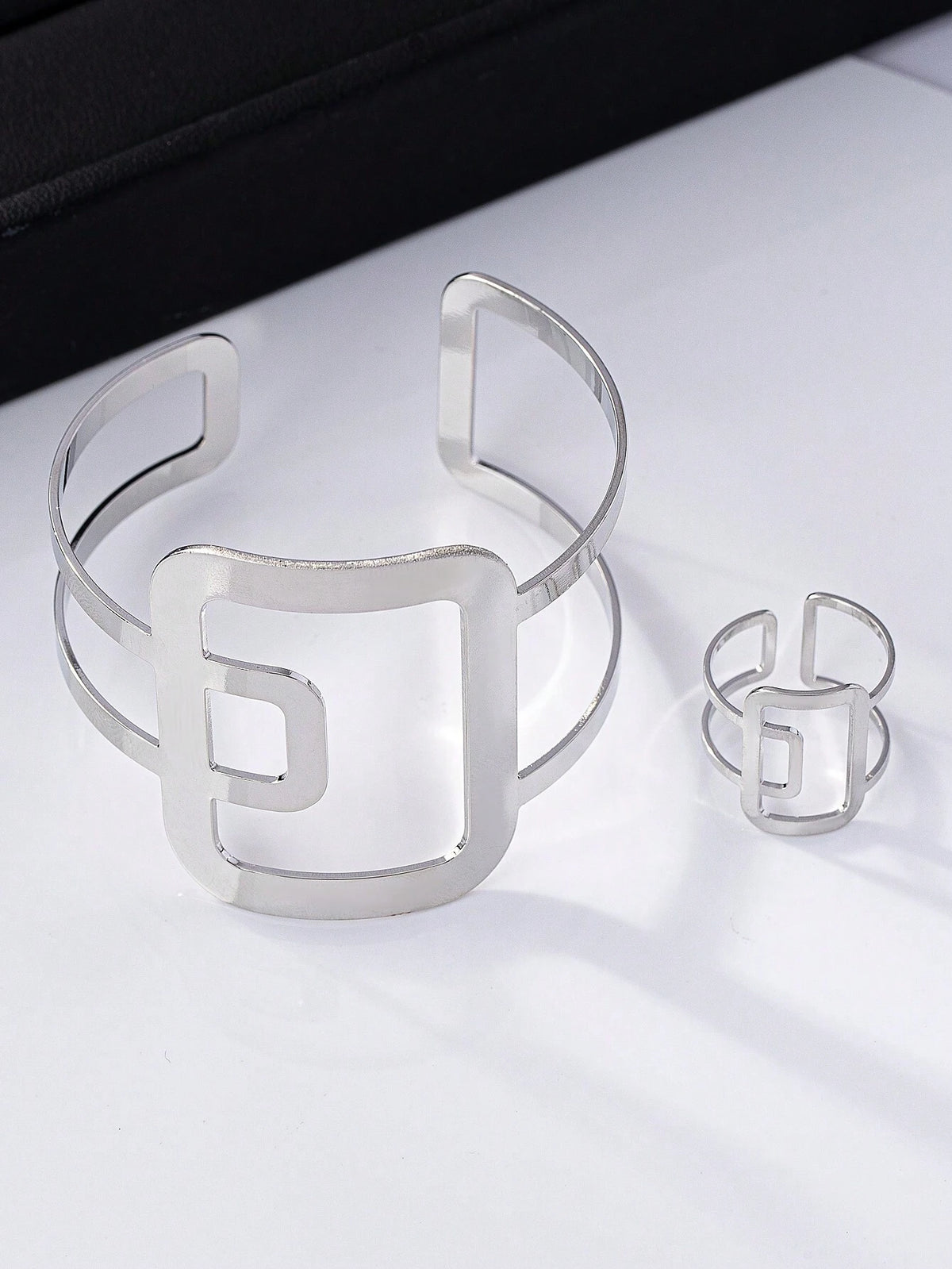 1pc Chic Geometric Bangle Bracelet And 1pc Geometric Ring