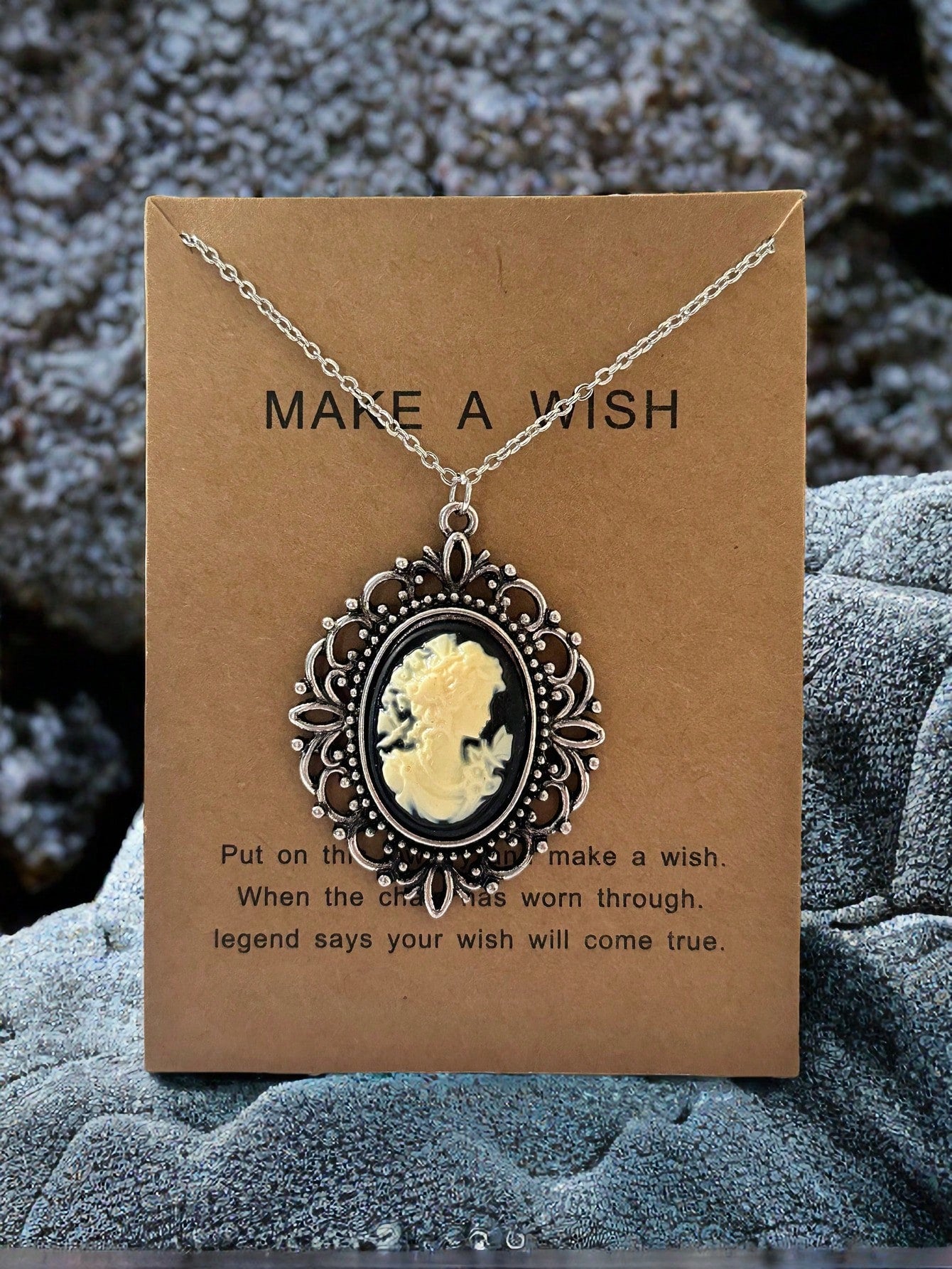 Vintage Oval Pendant Necklace (Card Not Included)