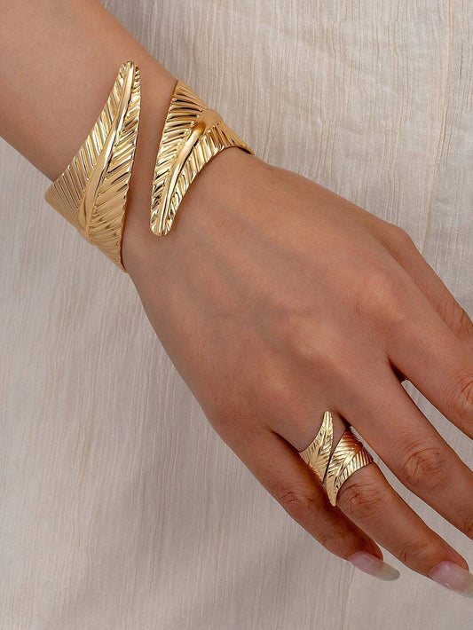 1pc Leaf Shaped Metal Bracelet + 1pc Adjustable Open Ring, Fashionable And Exaggerated, Suitable For Women's Wear, Perfect As Gift