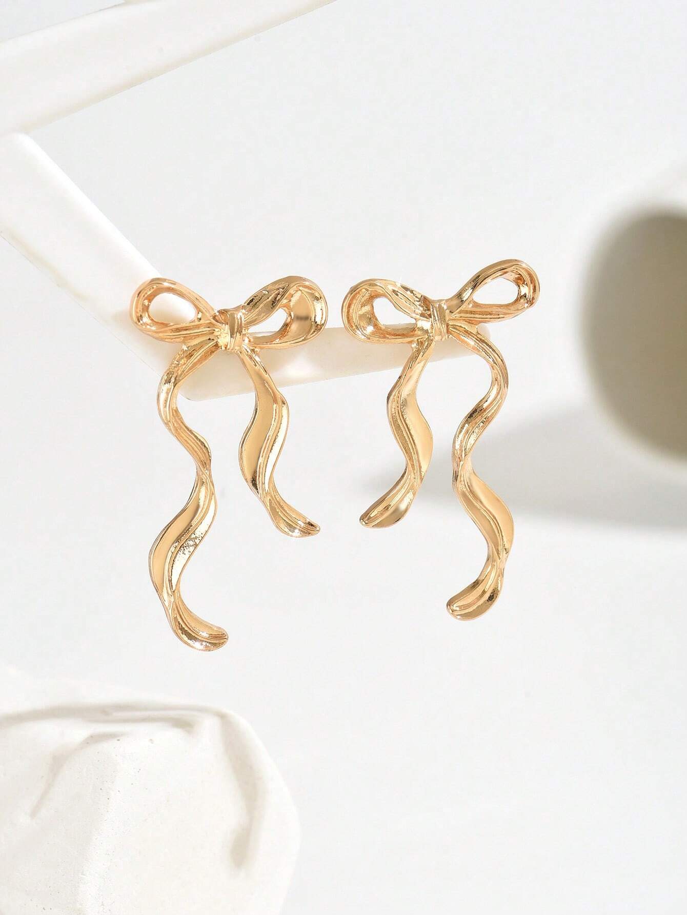 1pair Ribbon Bow Earrings, Fashion Elegant Simple Design For Women, Daily Wear, Gift For Friends, Valentine's Day, Mother's Day Valentines,Mom,Mother,Mother's Day,Gift