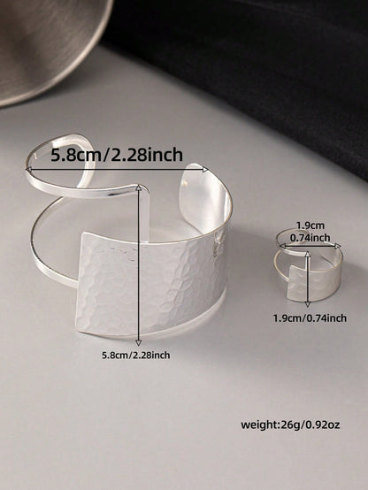 2 Pieces Asymmetrical Hammered Texture Bracelet And Ring Set, Minimalist Style Jewelry For Party & Daily Wear