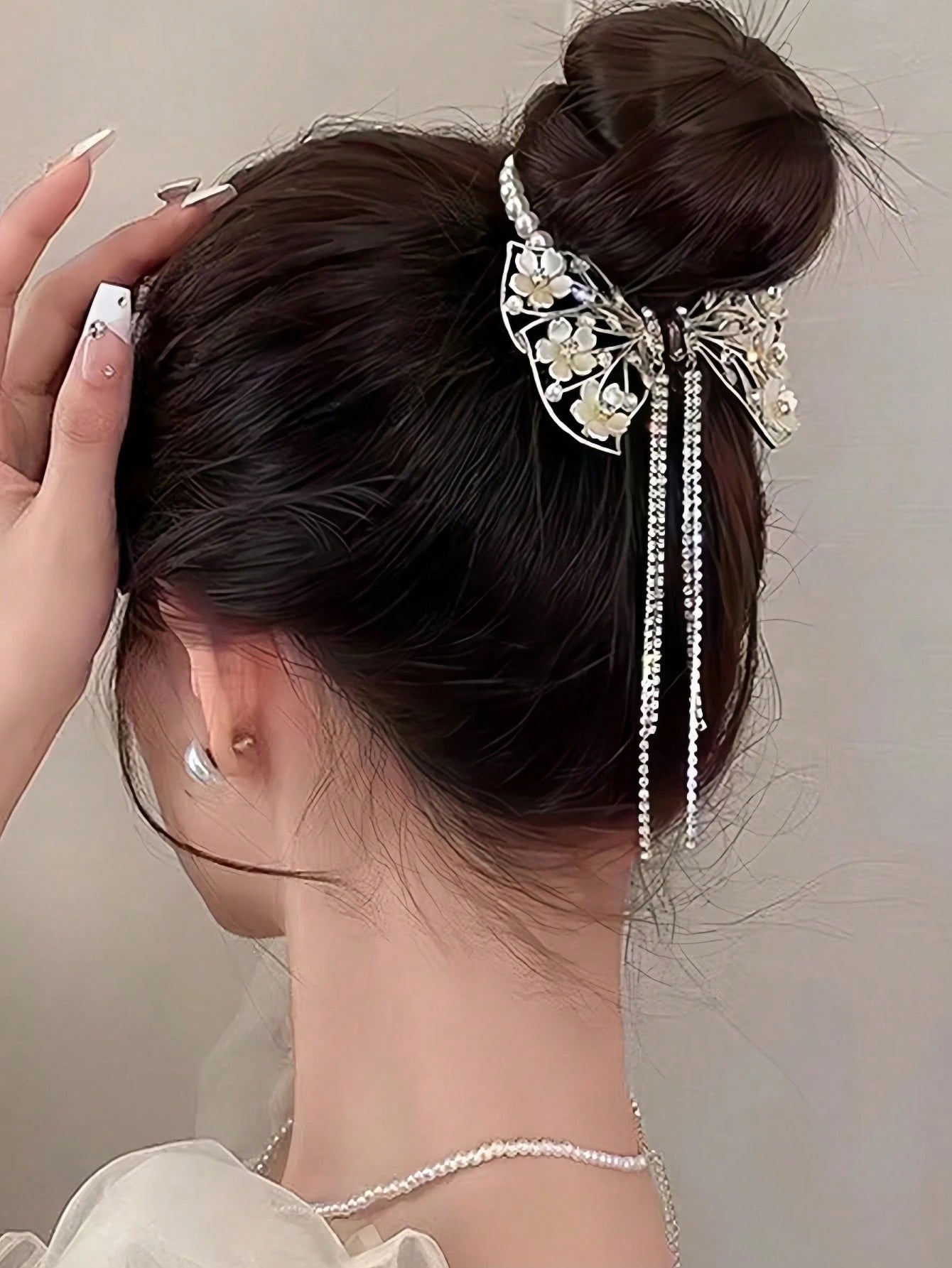 1pc Floral Faux Pearl Rhinestone Bow Tassel Elegant Hair Claw Clip Barrette