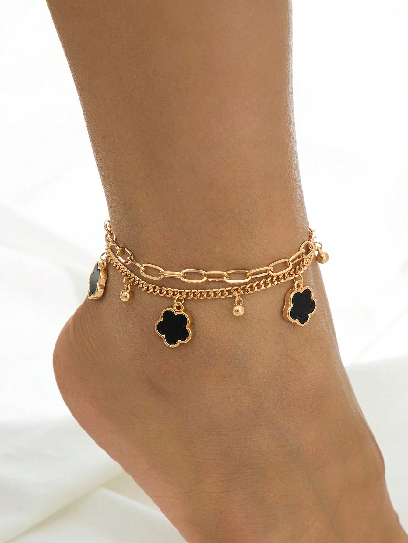 1pc Summer Vacation Elegant Black Metal Flower & Clover Pendant Multi-Layer Anklet, Suitable For Holidays, Parties, Dates, Gifts, Daily Wear (No Gift Box)