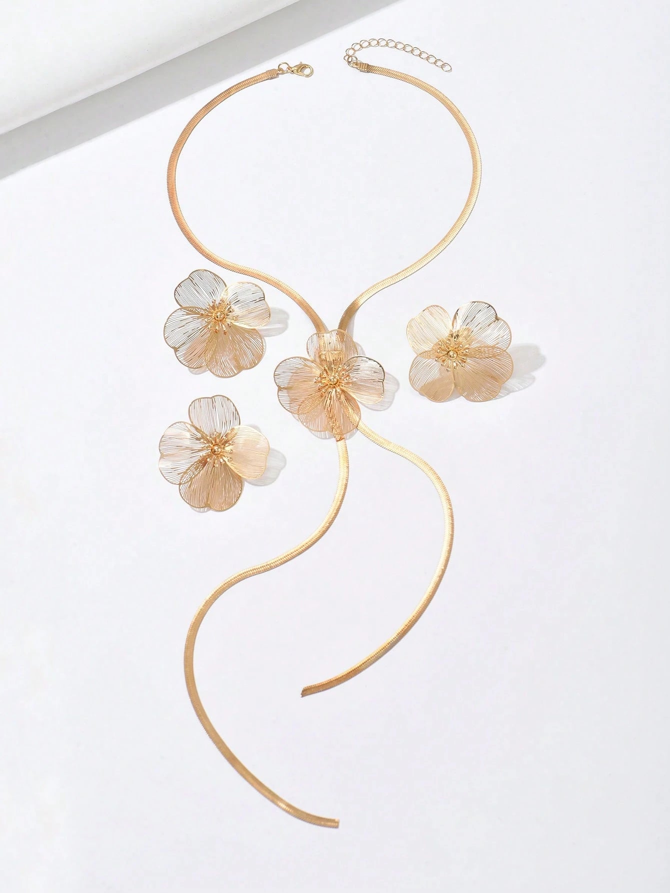 4pcs/Set Summer New Creative Long Tassel Y-Shape Flower Fashion Minimalist Elegant Versatile Elegant Necklace & Earrings Set