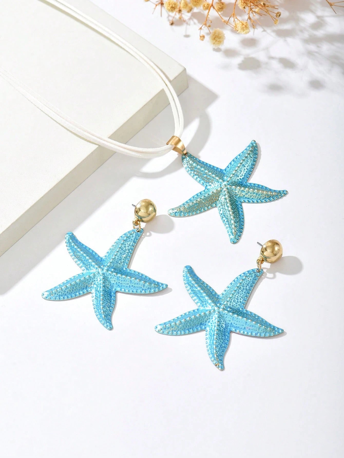 1 Set Of 3pcs Bohemian Beach Ocean Series Fashion Versatile Colorful Starfish Earrings & Necklace Set, Unique Design Turquoise Starfish Pendant Necklace & Earrings Set, Suitable For Women Everyday & Holiday Wear