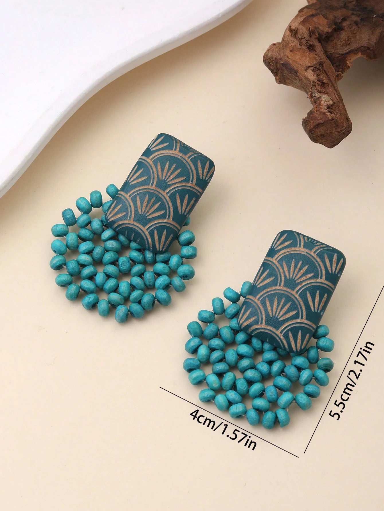 1 Pair Handmade Minimalist Wooden Beaded Disc & Carved Classic Fan-Shaped Olive Green Earrings, Suitable For Vacation, Party And Daily Wear