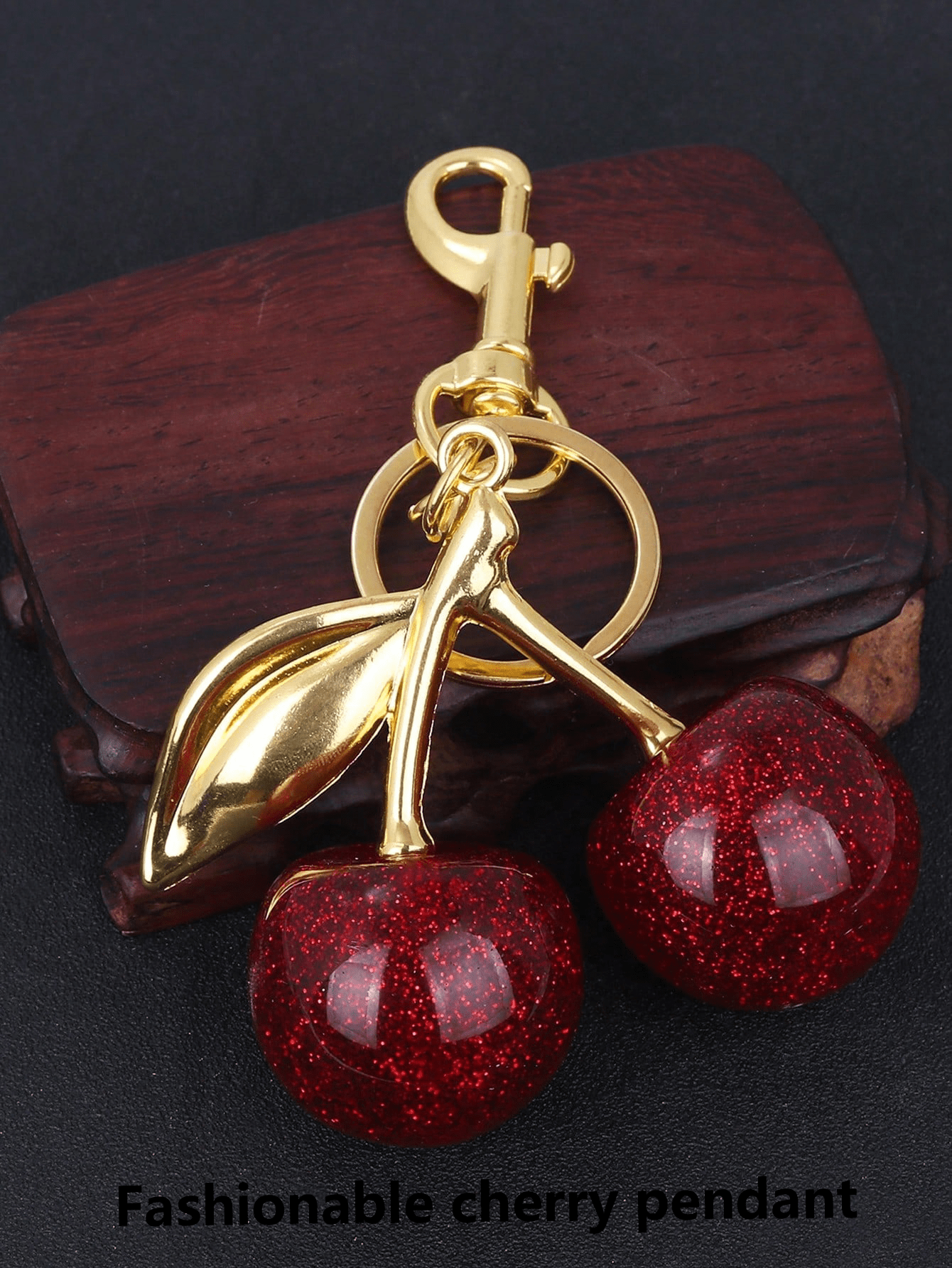 1pc New Fashion Crystal Cherry Pendant Metal Keychain, Suitable For Daily Wear, Can Be Used As Bag Accessory, Suitable As Gift For Family, Friends, Classmates, Couples, Birthday, Teachers, Valentine's Day Souvenir