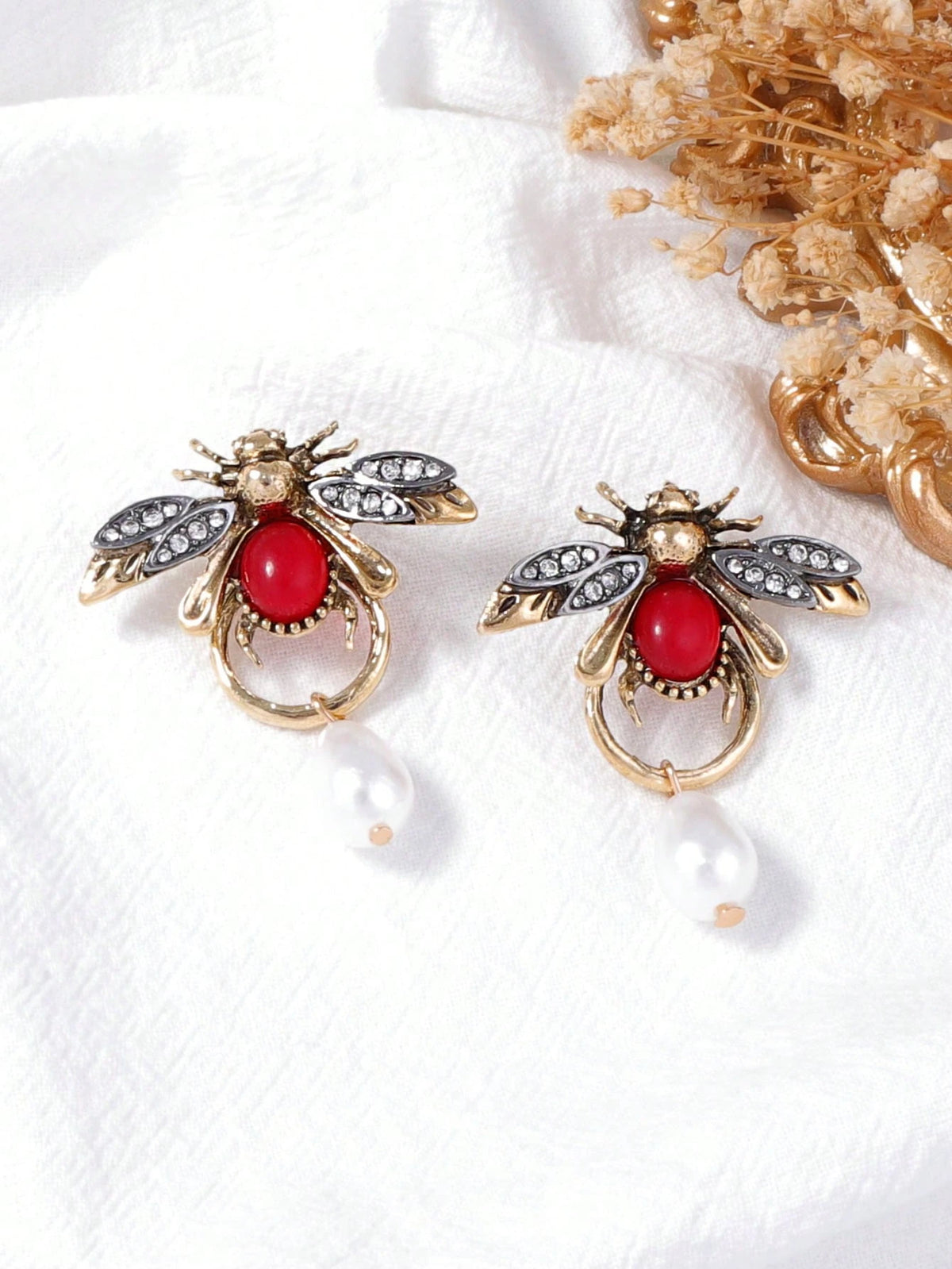 1 Pair Elegant Alloy Insect Bee & Water Drop Faux Pearl Dangle Earrings For Women