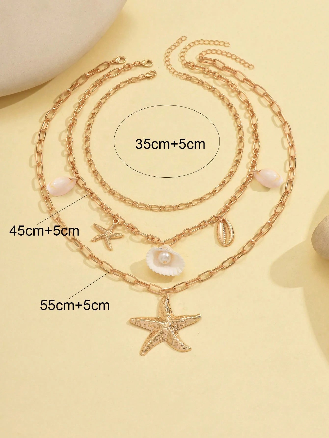 Set de 3 collares con colgantes de concha natural, concha marina y estrella de mar en estilo de vacaciones de verano para mujeres, adecuado para playa y vacaciones junto al mar. Los patrones y tamaños de la superficie de concha natural y concha marina son aleatorios.