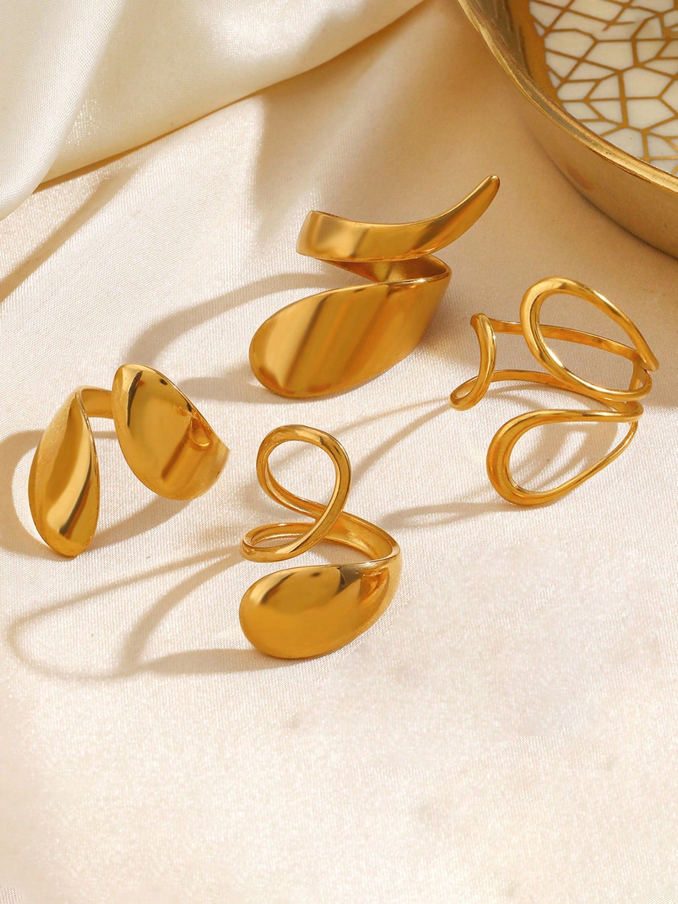 4pcs Stainless Steel Gold Plated Fashion Personalized Minimalist Casual Geometric Asymmetric Ring Set Suitable For Women's Daily Wear