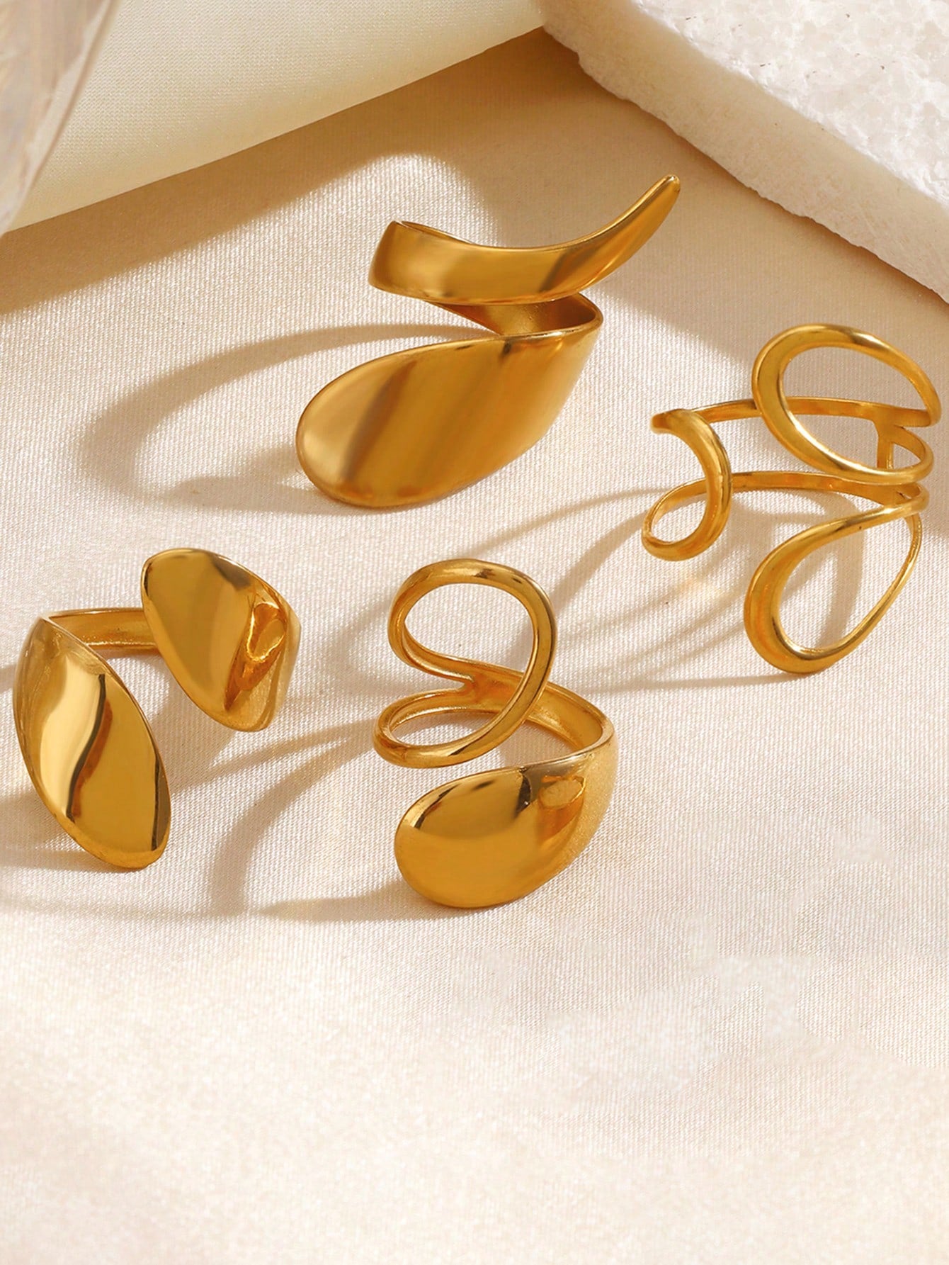 4pcs Stainless Steel Gold Plated Fashion Personalized Minimalist Casual Geometric Asymmetric Ring Set Suitable For Women's Daily Wear