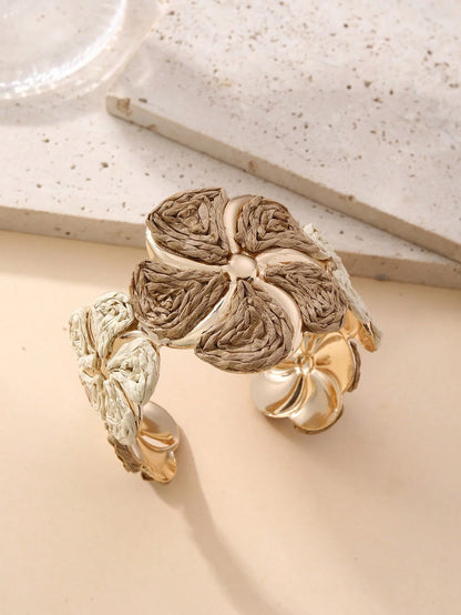 1pc Handmade Exaggerated Floral Paper Yarn Woven Bracelet, Fashionable & Versatile, Suitable For Vacation, Party And Daily Wear