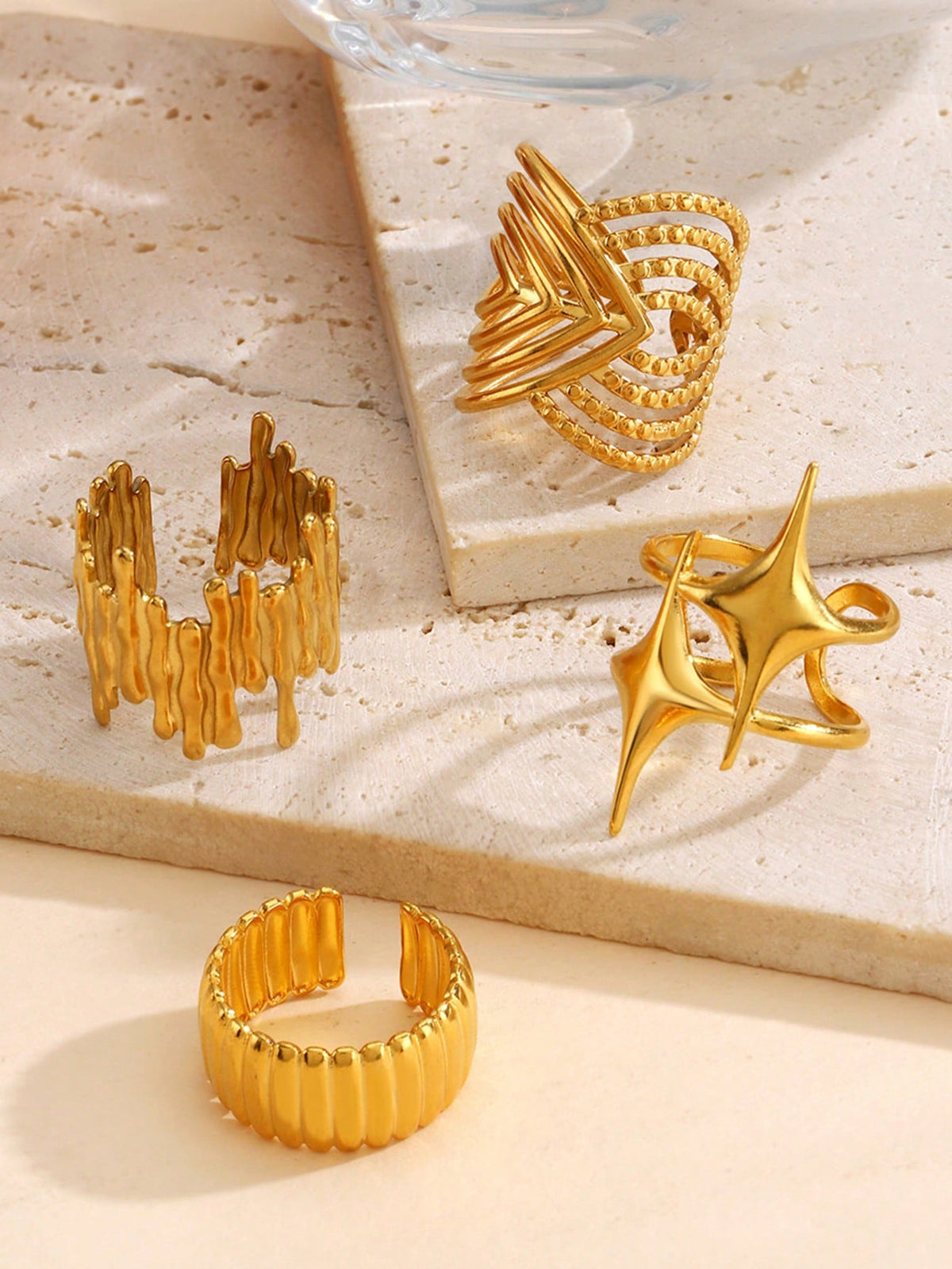 4pcs Fashion Stainless Steel 18K Gold Plated Old Money Style Geometric Star Line Ring Set Suitable For Women's Daily Wear