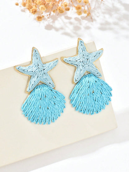 OOQ 1 par de pendientes hechos a mano con estrella de mar y concha de rafia azul, serie exagerada de la moda de la serie del océano con estrella de mar, concha, borla y rafia, adecuado para el Día de San Valentín, la temporada de bodas, el Día de la Madre, la celebración del festival de música, uso diario, vacaciones, uso para fiestas para mujeres (tejido de rafia hecho a mano, dirección y forma aleatorias)