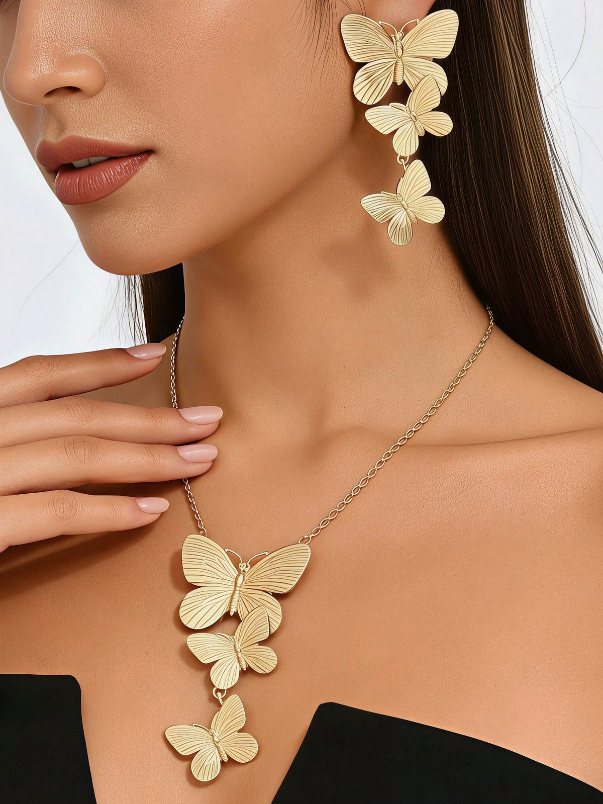 2pcs/Set Luxury Metal Butterfly Pendant Necklace And Earrings Set, Elegant Jewelry For Women Party And Evening Wear