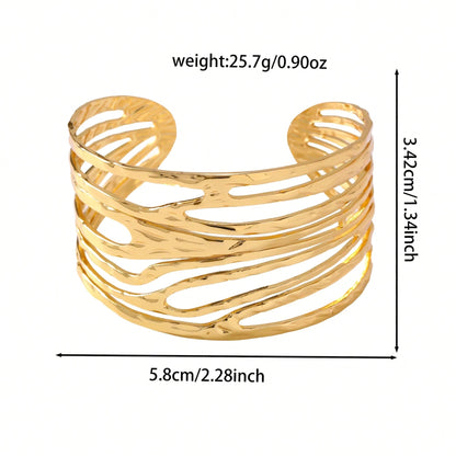 1pc Exaggerated 304 Stainless Steel Women's Bracelet, Asymmetrical Geometric Line , Gold Tone Adjustable Size, Hypoallergenic And Fade-Resistant, Wavy Chunky