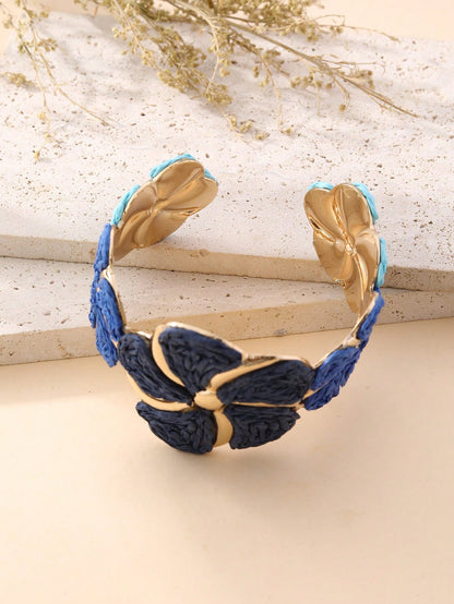 1pc Handmade Paper Yarn Woven Oversized Floral Bracelet, Adjustable, Suitable For Vacation, Party, Market, Afternoon Tea And Daily Wear, Blue
