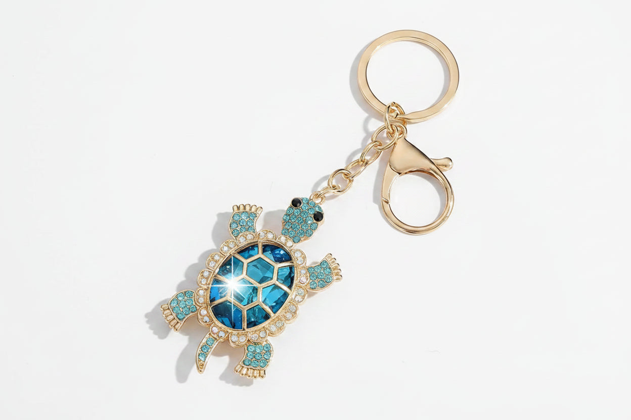 1pc Creative Cute Rhinestone Ocean Turtle Keychain, Alloy Crystal Animal Keyring, Heart-Shaped Faux Pearl Bag Charm, Exquisite Gift For Graduation, Back To School, Birthday Halloween Accessories Teachers Day Gifts For Mother, Father, Graduation, And Teacher