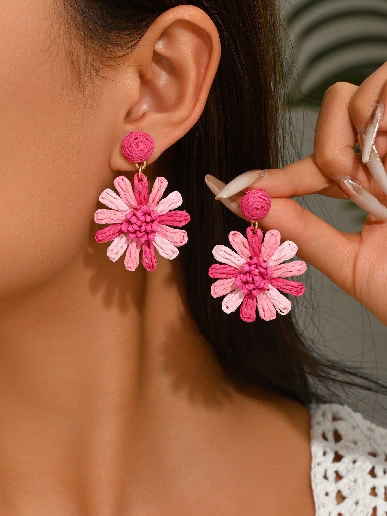 1 Pair Romantic Summer Vacation Style Fuchsia Sunflower Tassel Earrings, Handmade Woven Daisy Flower Earrings, Suitable For Women's Daily, Vacation, Party Wear (Handmade Weaving Style Random)