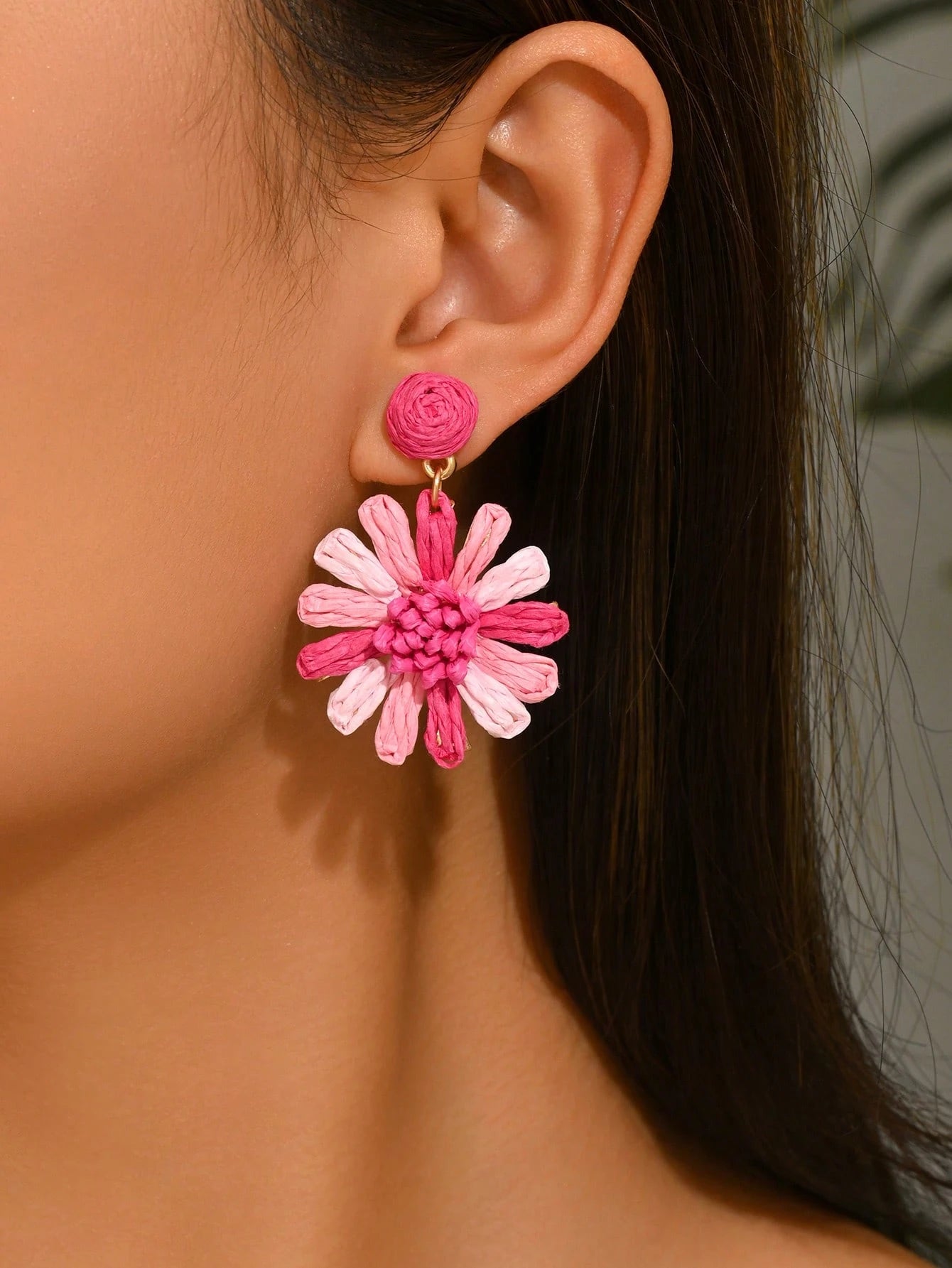 1 Pair Romantic Summer Vacation Style Fuchsia Sunflower Tassel Earrings, Handmade Woven Daisy Flower Earrings, Suitable For Women's Daily, Vacation, Party Wear (Handmade Weaving Style Random)