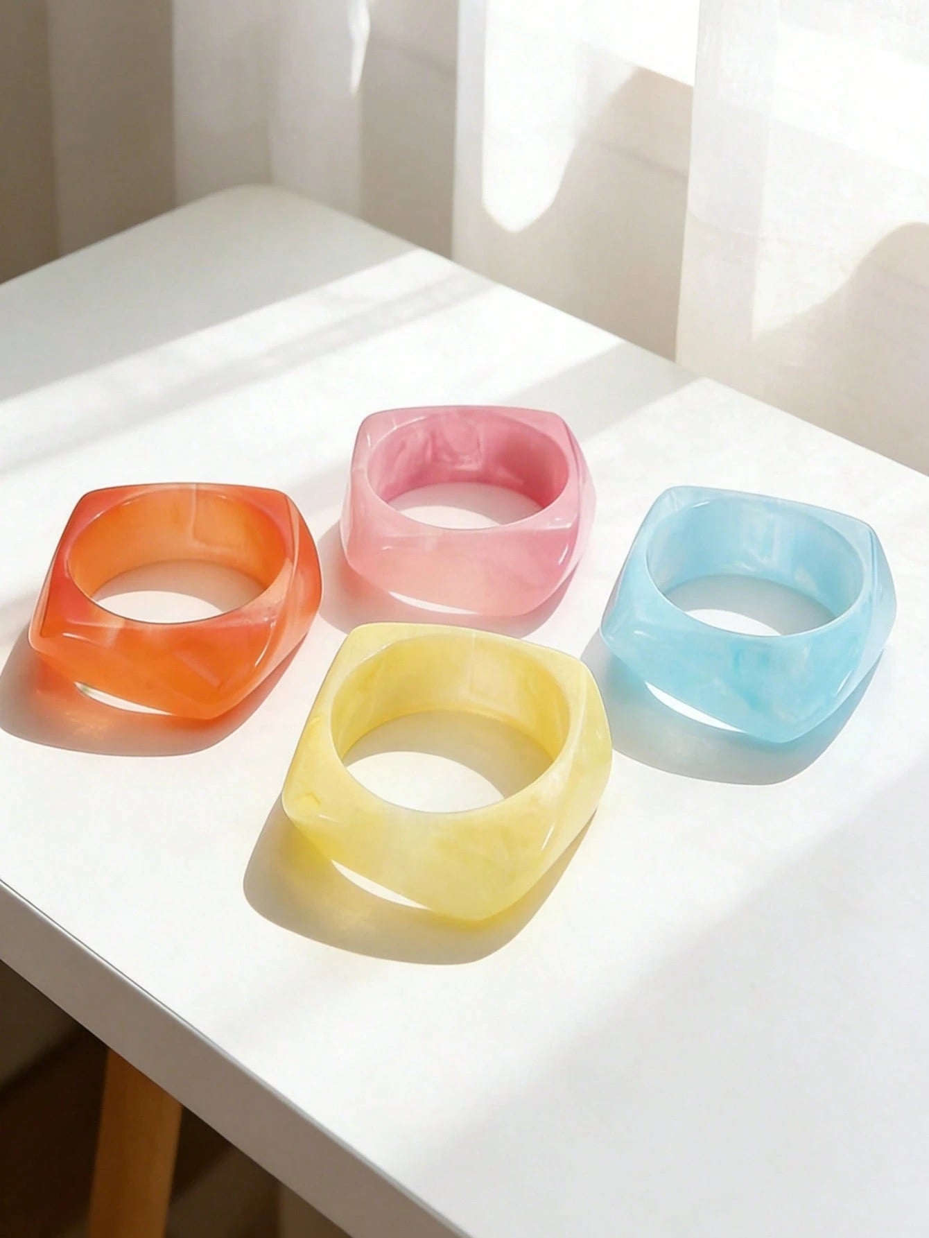 5pcs Geometric Tie-Dye Resin Curved Beach Bracelets For Women, Asymmetric Versatile Fashion Acrylic Bangles