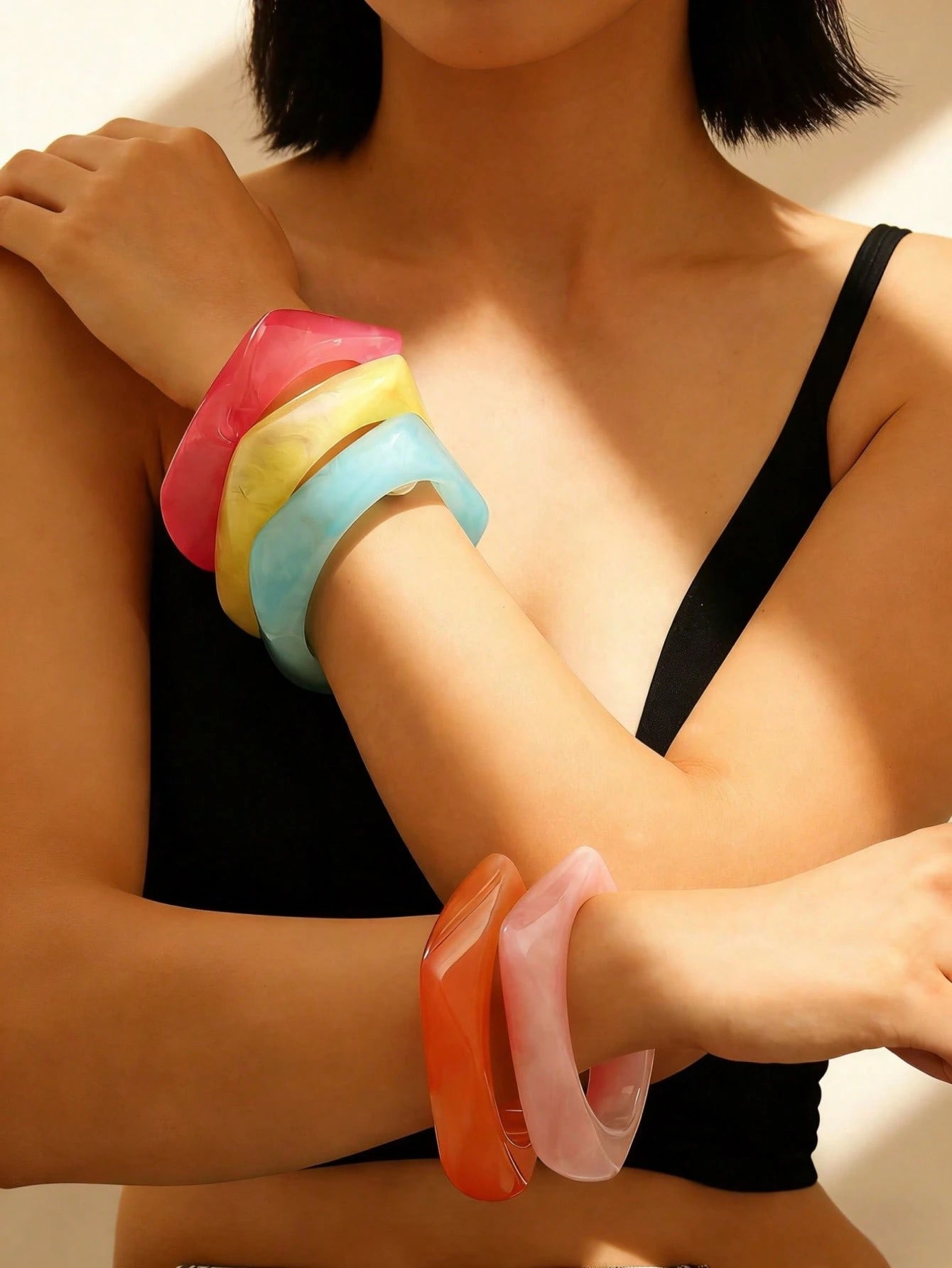 5pcs Geometric Tie-Dye Resin Curved Beach Bracelets For Women, Asymmetric Versatile Fashion Acrylic Bangles
