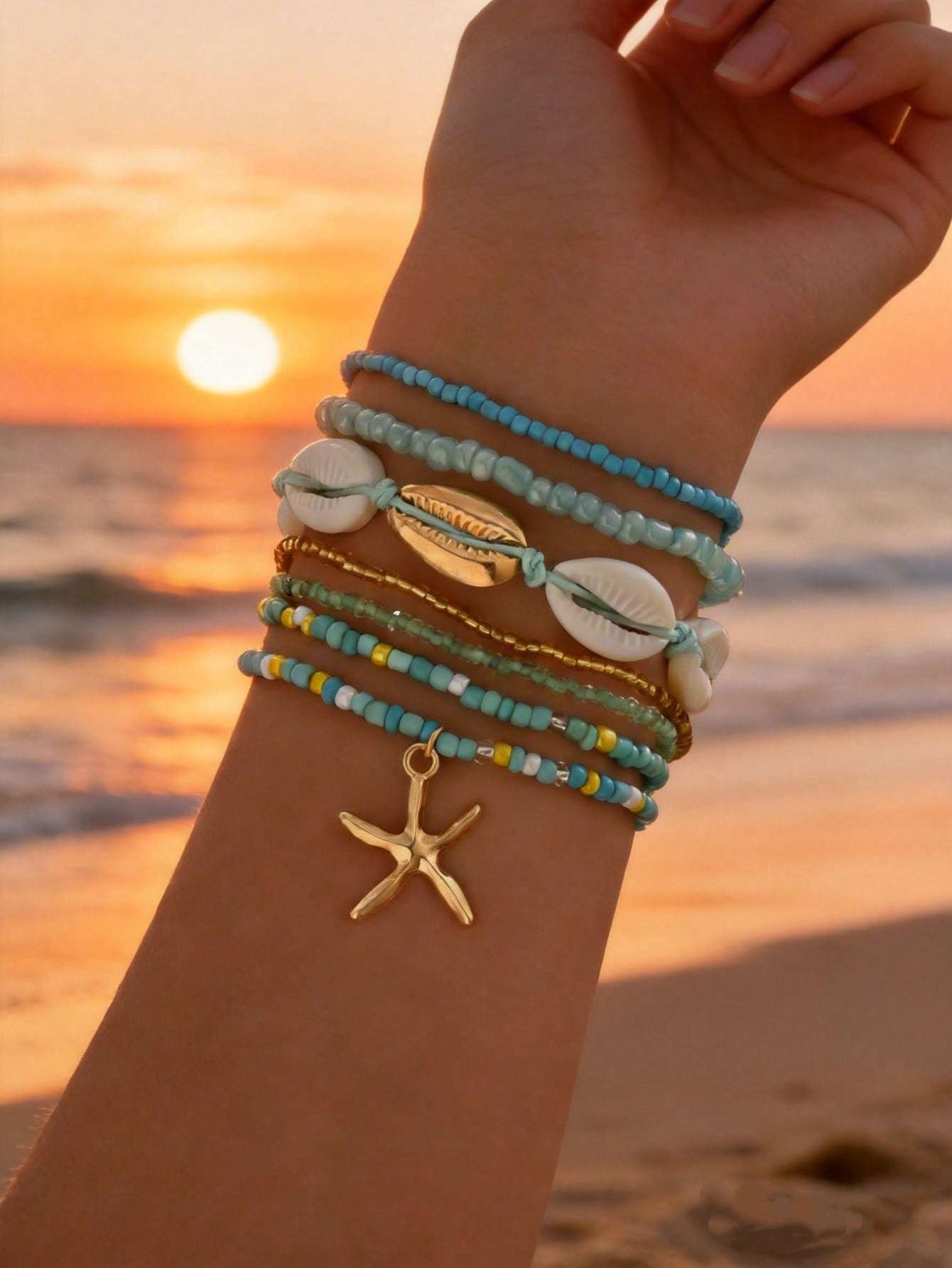 7pcs/Set Bohemian Ocean Style Fashion Elegant Beaded Acrylic Shell & Starfish Pendant Bracelets, Suitable For Casual, Beach, Holiday Wear