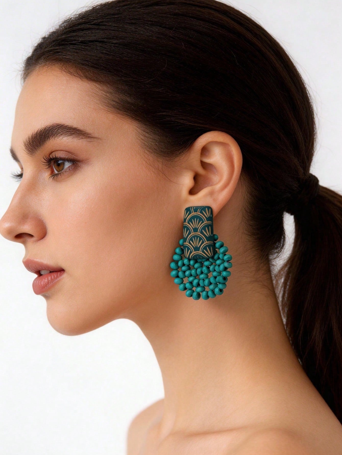 1 Pair Handmade Minimalist Wooden Beaded Disc & Carved Classic Fan-Shaped Olive Green Earrings, Suitable For Vacation, Party And Daily Wear