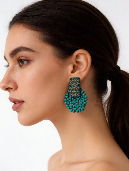 1 Pair Handmade Minimalist Wooden Beaded Disc & Carved Classic Fan-Shaped Olive Green Earrings, Suitable For Vacation, Party And Daily Wear
