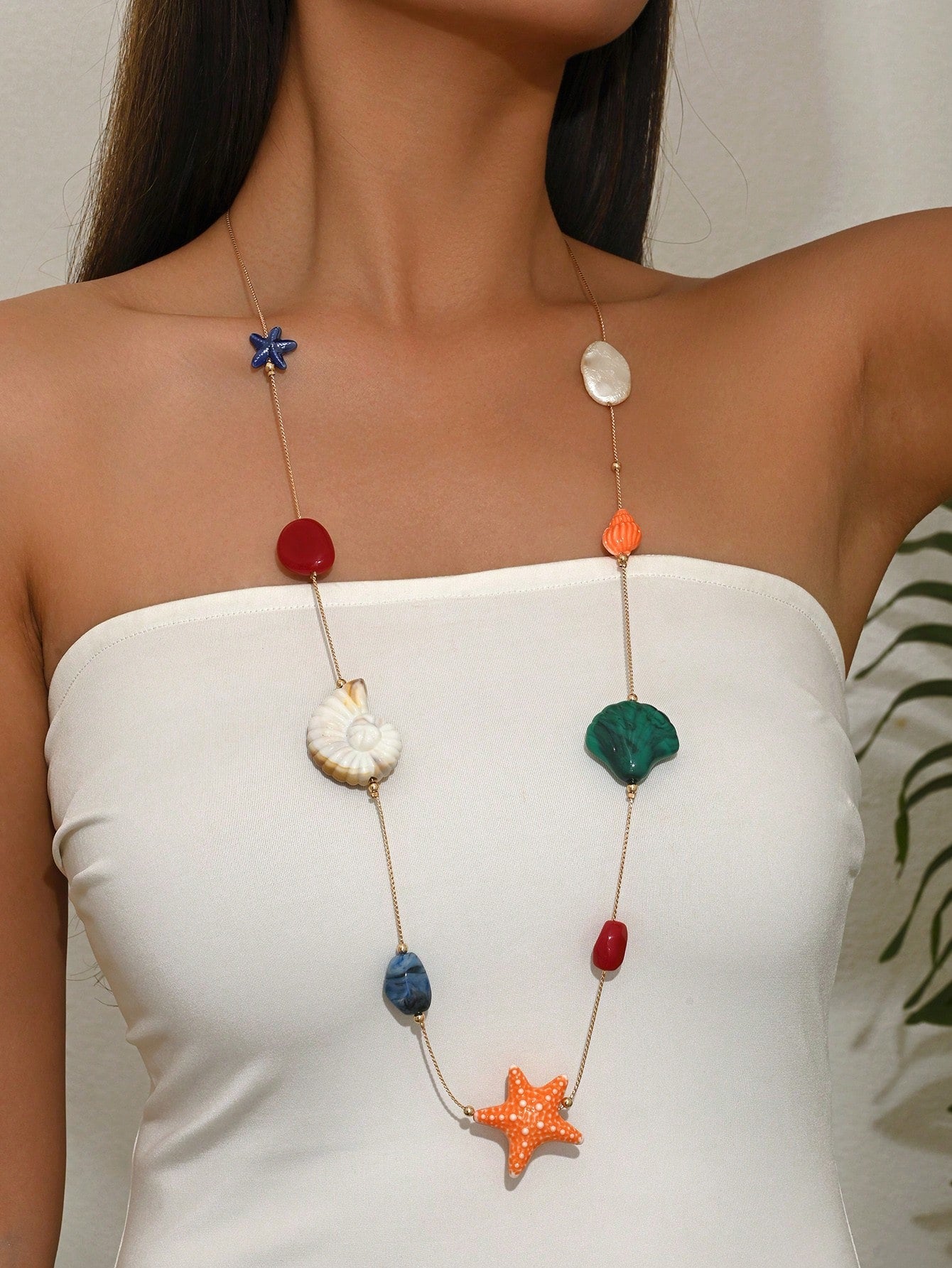 1pc Fashionable European And American Bohemian Style Seashell, Starfish, Baroque Faux Pearl Resin Multi-Element DIY Gold Chain Multilayer Pendant Necklace. New Added Large Seashell & Starfish Single Layer Long Necklace. Elegant Jewelry For Women's Summer Beach Vacation, Suitable For Daily Wear, Suitable For Gifts On Holidays, Parties, Gatherings. Resin Colors Are Artificial And Unique For Each Piece.
