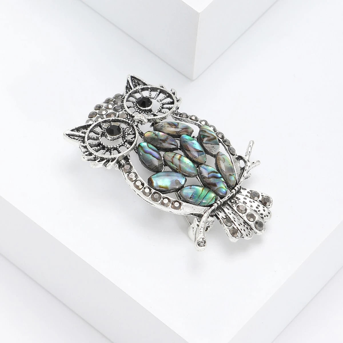 Owl Brooch, Niche Fashion Luxury Lapel Pin, High-End Suit Coat Accessory For Women, Purchased From Reputable Store
