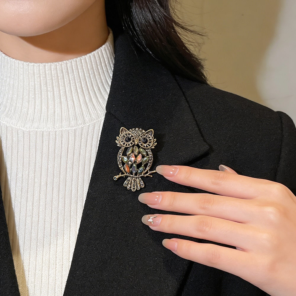 Owl Brooch, Niche Fashion Luxury Lapel Pin, High-End Suit Coat Accessory For Women, Purchased From Reputable Store