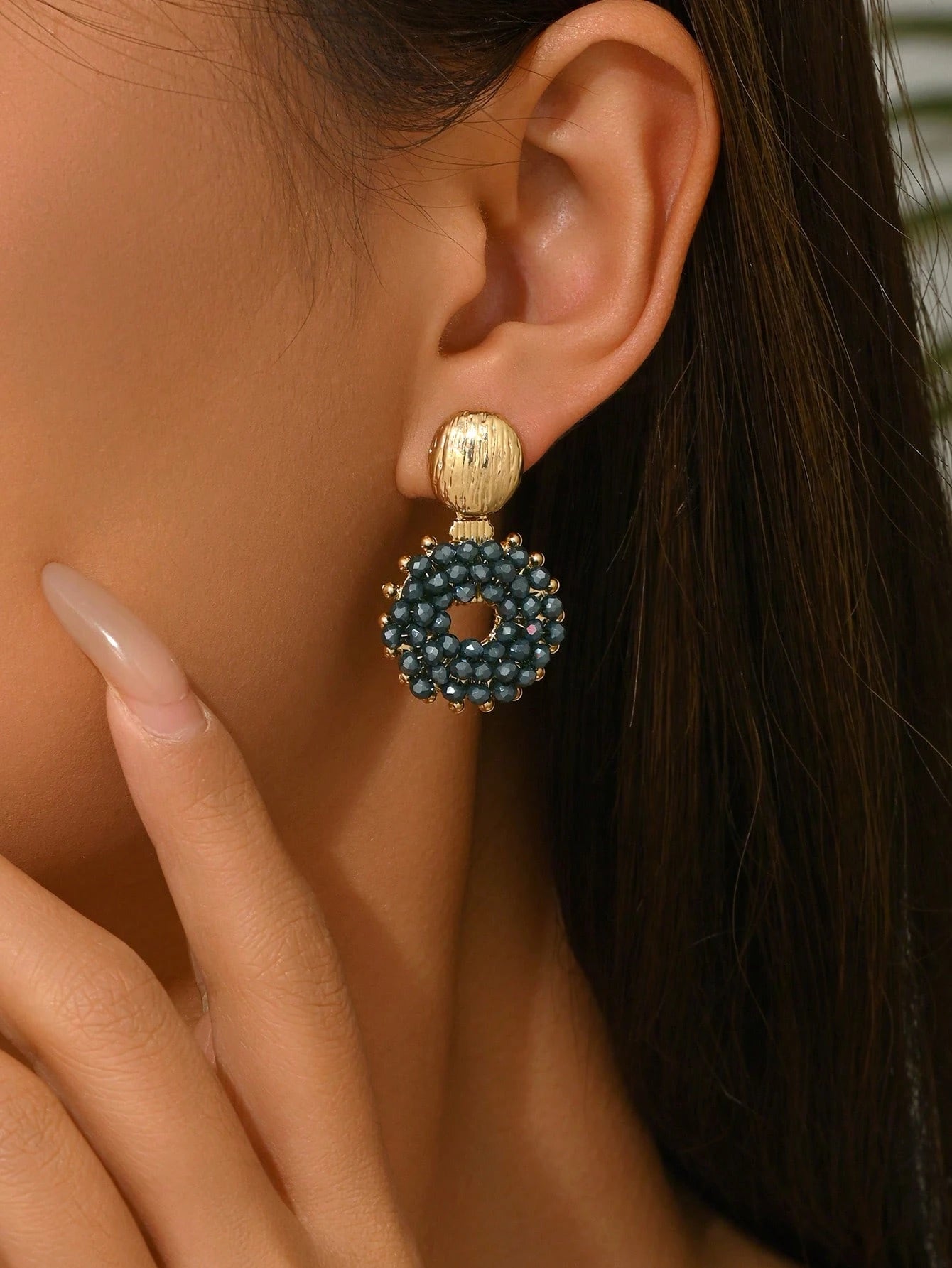 1 Pair Handmade Beaded Hollow Green Geometric Hoop Earrings, Elegant And Versatile Creative Beaded Colorful Geometric Pendant Earrings Suitable For Women's Daily, Vacation, And Party Wear (Handmade Beads Color, Quantity And Position Are Random)