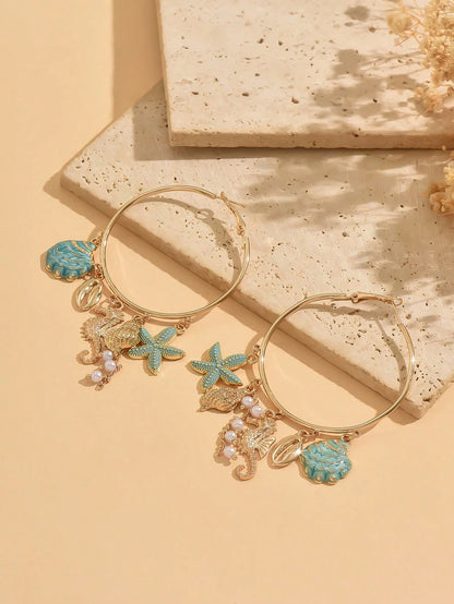 1 par de pendientes de aro grandes estilo océano para vacaciones en la playa, pendientes de mujer con decoración de múltiples colgantes de concha, caballito de mar y estrella de mar con efecto de goteo de aceite azul, adecuados para uso diario, vacaciones de verano, fiesta en la playa y festival de música