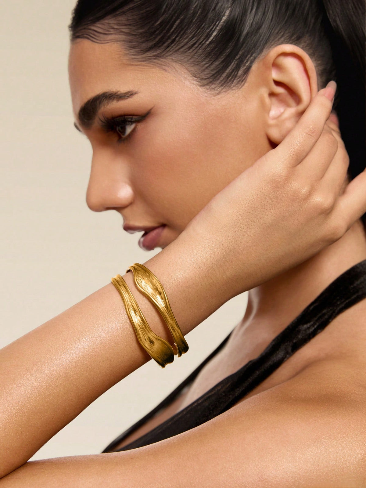 Altistry 1pc Fashionable Niche Design Delicate Minimalist Asymmetrical Textured Stainless Steel Adjustable Bangle