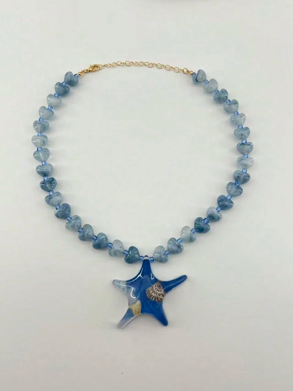 1 pieza Collar de joyería bohemio elegante de moda con criaturas marinas para mujer, collar con colgante de estrella de mar, langosta y cangrejo de varios estilos, collar de cadena dorada con cuentas, múltiples estilos disponibles, exquisito collar para vacaciones en la playa y fiestas para mujeres