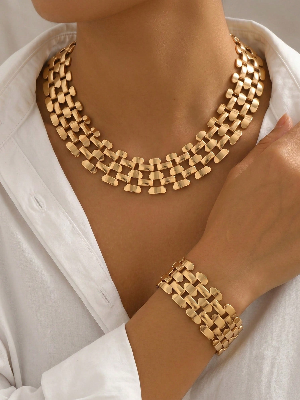 2pcs/Set Fashion Creative Personalized Casual Metal Style Gold European American Creative Assembled Geometric Bib Necklace & Bracelet Set, Exaggerated Metal Style