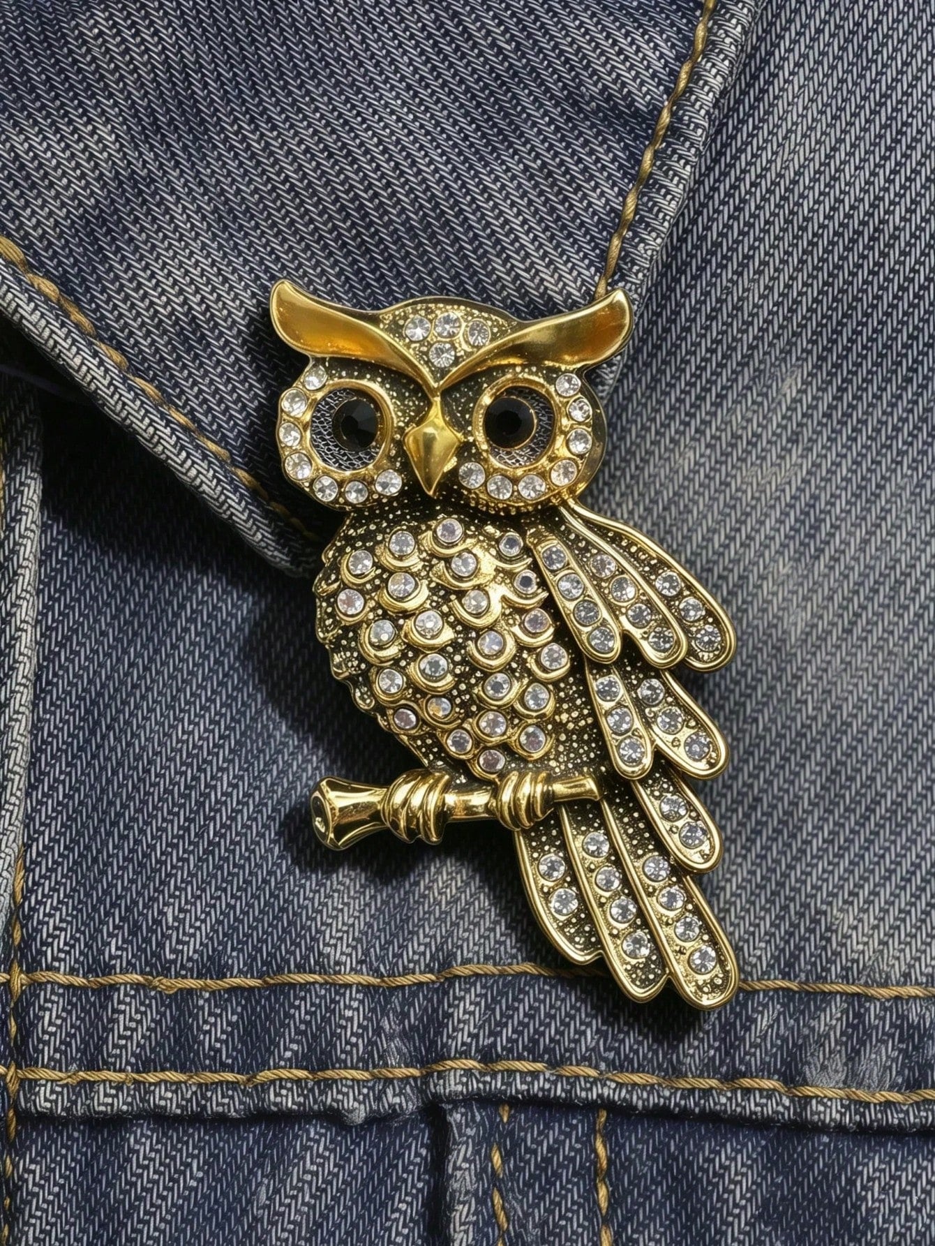 Vintage Owl Brooch With Blue Rhinestones, Crystal Bird Brooch Suitable For Women, Gold Enamel Animal Brooch, Elegant Halloween, Party And Daily Wear Jewelry, Suitable For Hats, Scarves, Shawls, Sweaters And Cardigans