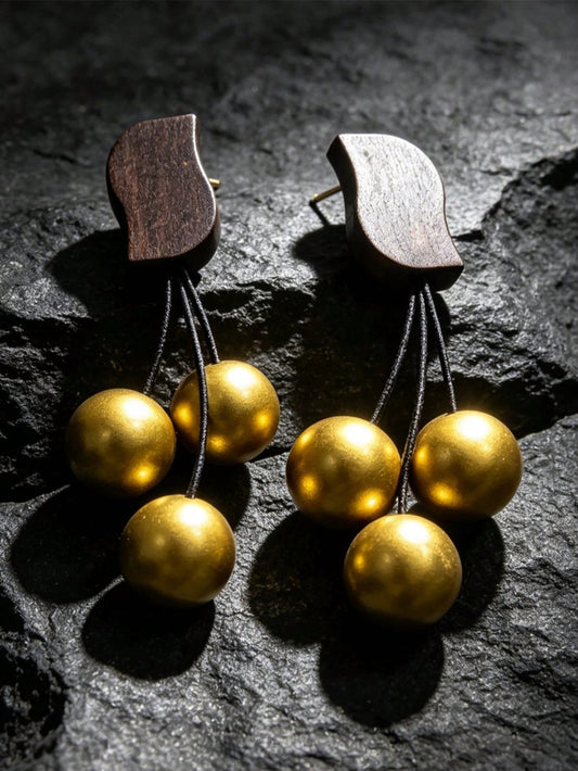 1 Pair European & American Fashion Design Wooden Gold Bead Exaggerated Tassel Earrings, French Vintage Stud Earrings, Antique Wooden Bird Earrings For Women