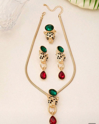 SHEIN   4PCS/SET VINTAGE EURPEAN& American Style 3D Leopard Luxurious Necklace, Earrings,