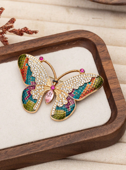 1pc Elegant Butterfly Rhinestone Decorated Brooch Pin Costume Lapel Shirt Sweater Jacket Accessory